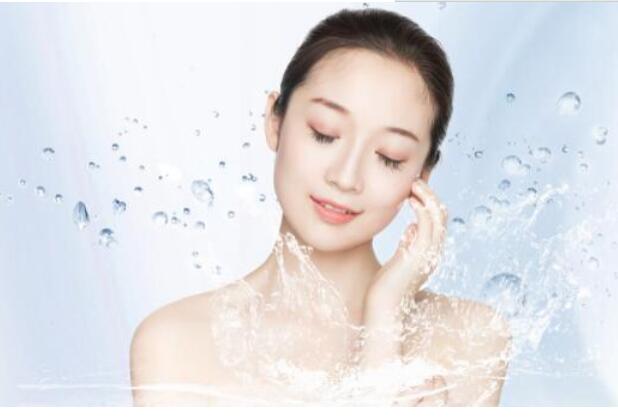 每天一杯柠檬水就能有效美白吗 每天一杯柠檬水能不能美白