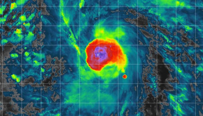台风路径实时发布系统14号台风卫星云图 台风灿都超清晰云图发展情况