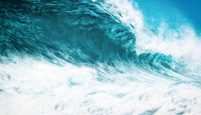 海洋天气公报：9日“康森”影响南海可达13级大风