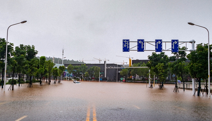 国庆第6天四川陕西等地仍有强降雨 新疆甘肃等地将有降雪天气