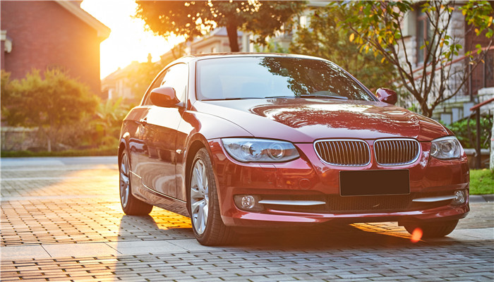 冬季车窗起雾怎么办 冬天车窗玻璃起雾怎么办