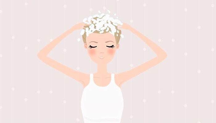 洗头发时护发素可以直接涂在头皮上吗 护发素能不能涂抹在头皮上