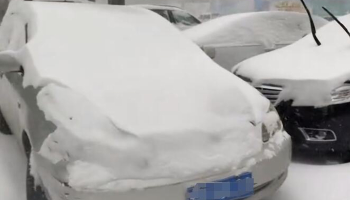 东北地区遭遇大暴雪 黑龙江辽宁吉林局地特大暴雪