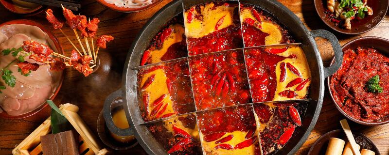 红油火锅通常比清汤开得快是因为什么 红油火锅的水比清汤开得快的原因