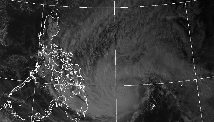 2021年22号台风雷伊高清卫星云图追踪 云系较庞大已经扫到菲律宾大部