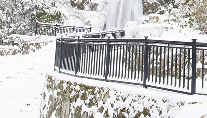 青藏南部有较强降雪 江南华南等部分地区有弱降雨