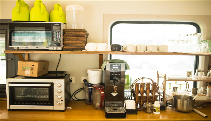 玻璃飯盒能放微波爐加熱嗎 玻璃飯盒可以放進微波爐加熱嗎