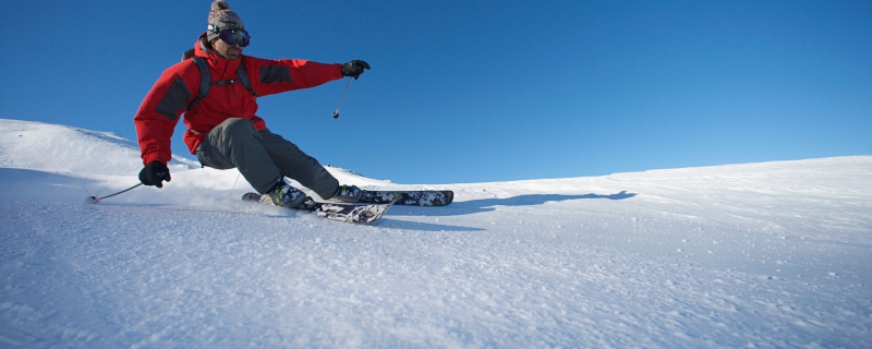 自由式滑雪什么项目被列为正式比赛 自由式滑雪哪个项目被列为正式比赛项目