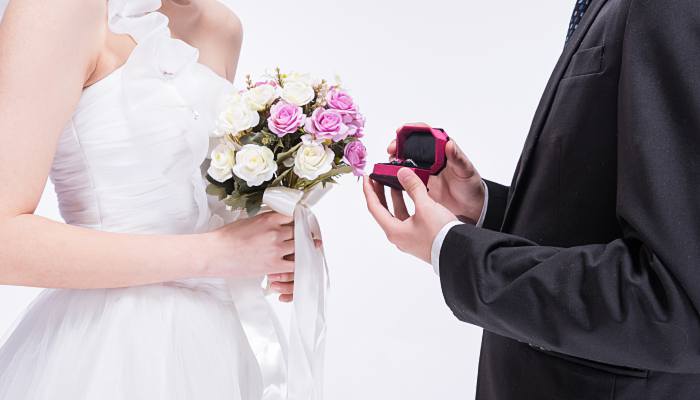 20220222结婚登记有多火爆 被称为史上最有爱的一天