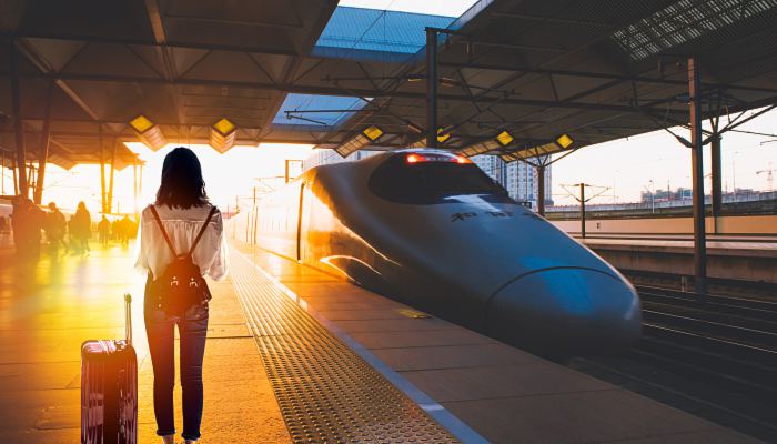河南三条高铁实现互联互通 2022年将率先建成米字高铁