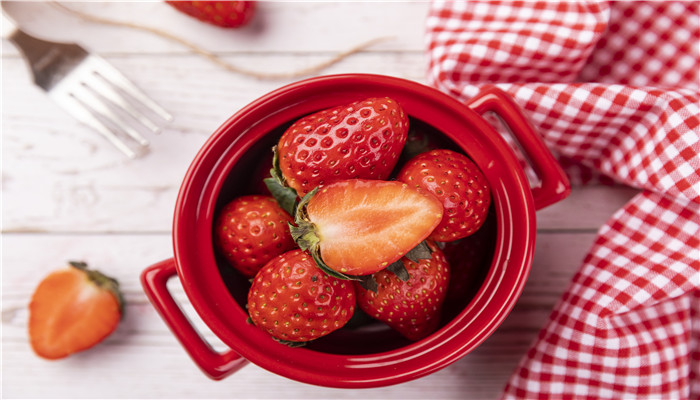 草莓什么季节吃最合适 草莓哪个季节吃最好