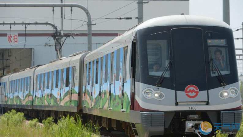 上海迪士尼主题地铁列车亮相 16日中午正式运行
