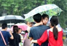 新一轮阵雨光顾浙江多地 今日杭州气温27℃体感舒适