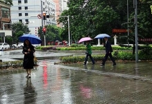 未来三天阵雨覆盖重庆 局地气温难超33℃体感舒适