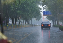 宁波今日雷雨交加 最大降雨量达158毫米