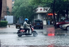 国庆假期海南岛将迎来持续强降雨 将给交通安全带来不利影响