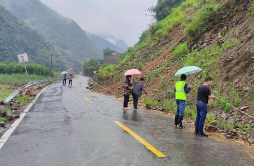 浙江发布地质灾害气象风险橙色预警 杭州绍兴等地持续大到暴雨