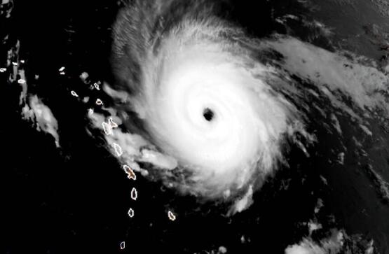 今年大西洋飓风季可能比往年活跃 预计会有13到20个风暴生成