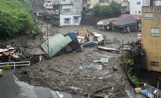 日本热海市发生大规模泥石流 目前3人死亡113人失联