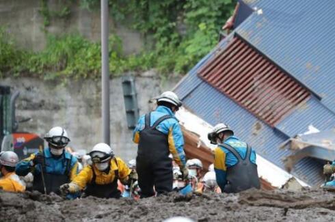 日本静冈县泥石流死亡人数增至9人 遇到泥石流如何逃生