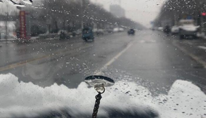 今黑龙江哈尔滨鸡西等仍有降雪 道路结冰情况较严重出行小心