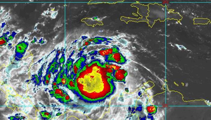 10月8日国外天气预报：热带风暴朱莉娅将影响南美洲西北部