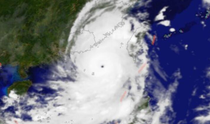 台风“苏拉”影响深圳机场停航 深圳机场明日12时起航班暂停