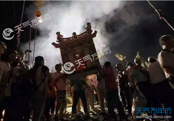 2018中元节祭祀活动照片 2018七月十五中元节祭祖图片