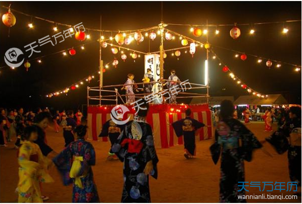 2018中元节祭祀活动照片 2018七月十五中元节祭祖图片
